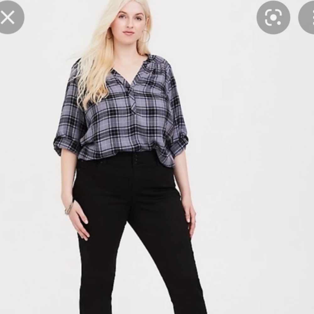 Torrid Harper Blue/Black Plaid Twill Pullover - Picture 2 of 8